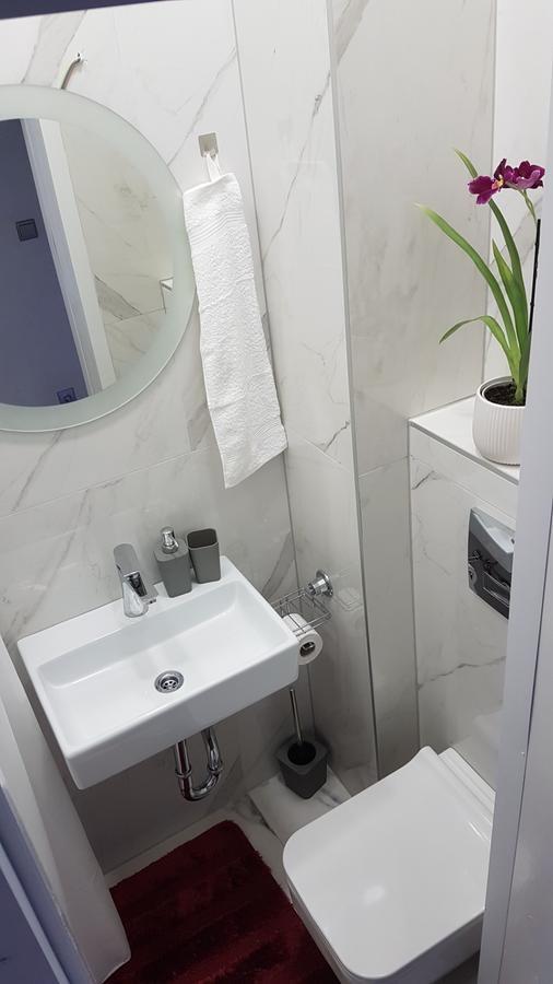 Dino Appartement Sarajevo Buitenkant foto